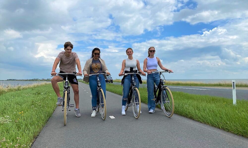 Marken & Volendam E-bike Tour